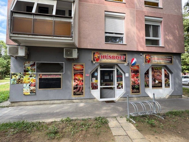 Kaposv�ron f�ldszinti �zlethelyis�g elad�