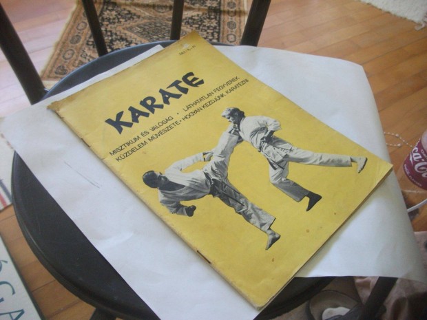 Karate folyirat 1980 - Misztikum s valsg + lthatatlan fegyverek