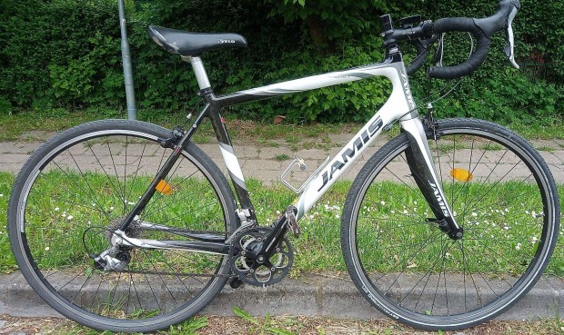 Karbon endurance orszgti bicikli Tiagra,105 l, 23 vagy 37 szles gum