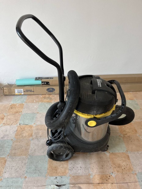 Karcher ipari porszv  A 2656