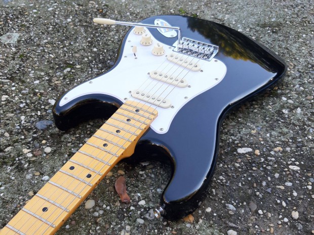 Karcmentes SX custom handmade stratocaster elektromos gitr