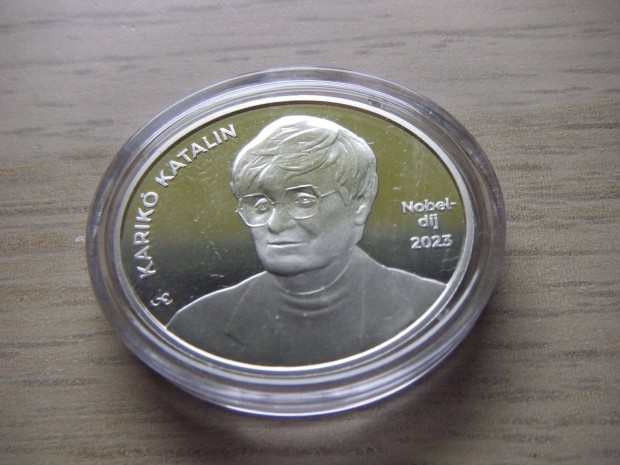 Karikó Katalin Nobel Díj Ezüstérem 2024 zárt bontatlan kapszulában