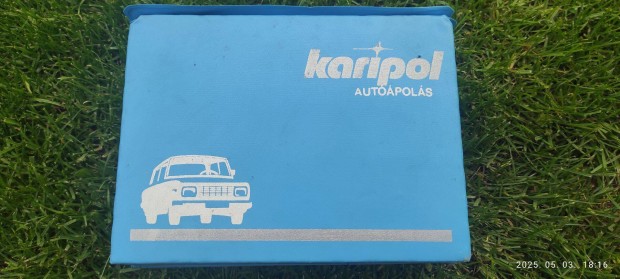 Karipol retro autpolsi kszlet tskban wartburg motvummal