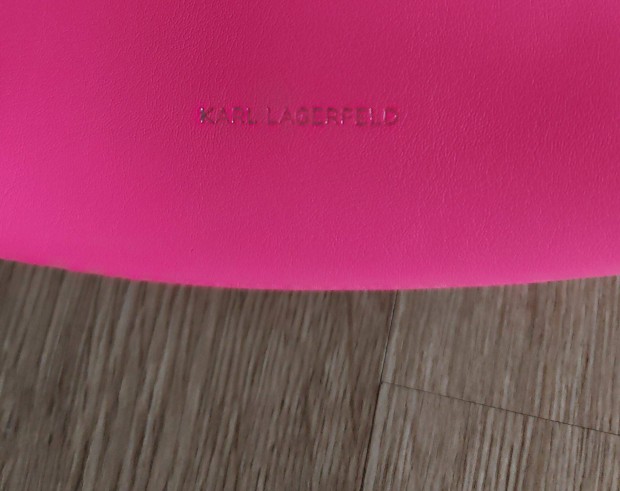 Karl Lagerfeld neon pink ni tska