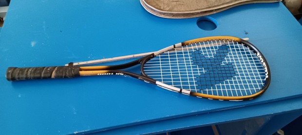 Kason SR1000 squash ütő tokkal együtt
