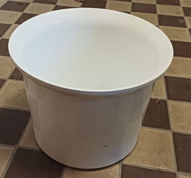 Kaspó nagy nehéz (2 kg) 26 cm átmérőjű 21 cm magas, hibátlan