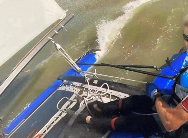 Katamarn Hobie cat 18 lbas
