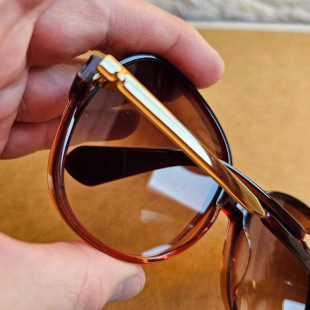 Kate Spade nöi napszemüveg új eredeti tartozékok nélkül 60-as