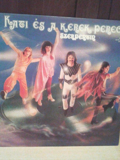 Kati s a Kerek Perec bakelit nagylemezek 1 900 Ft/db