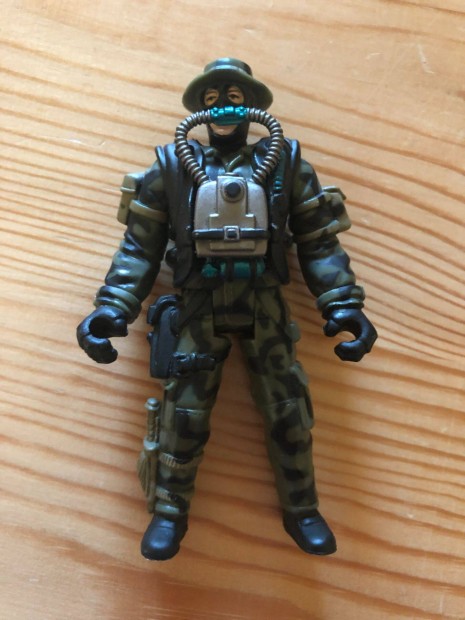 Katona figura chap mei frogman