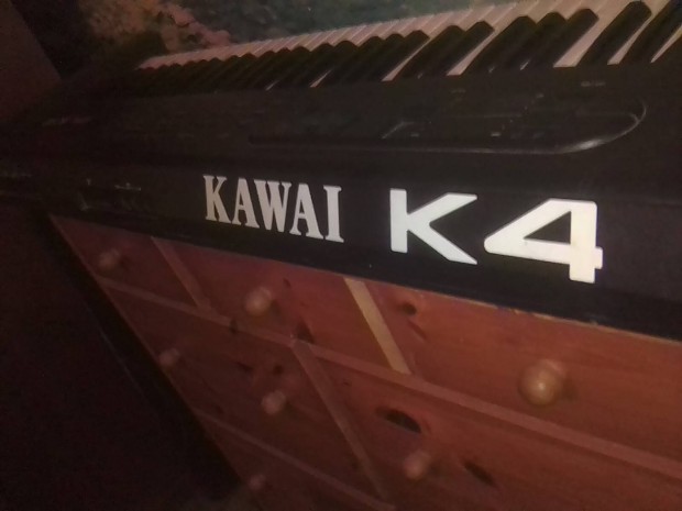 Kawai K4 Solton MS50 5.okt dinamikus szintetiztor.