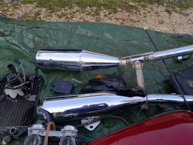 Kawasaki EN 500 Vulcan alkatrész , kerekek , kipufogó