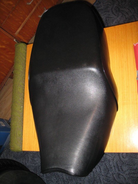 Kawasaki ER5 Gyári ülés hibátlan állapotban