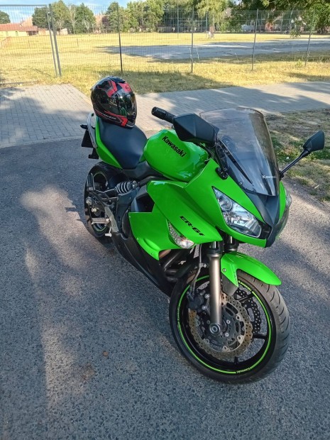 Kawasaki Er -6f