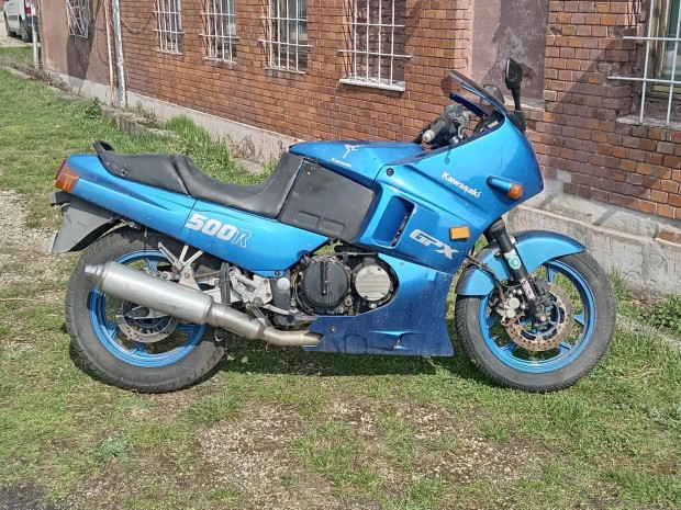 Kawasaki Gpx 500 R osztrák papírokkal
