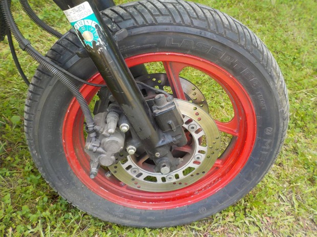 Kawasaki Gpx 500-as mkp.-ról :komplett elsőfutómű olcsón