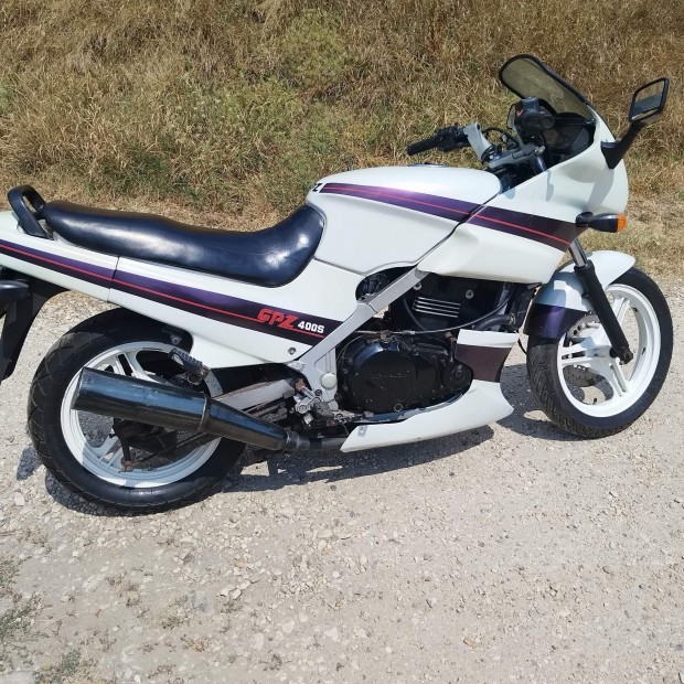 Kawasaki Gpz400s