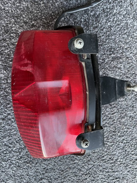 Kawasaki Gpz 500s h�ts� l�mpa