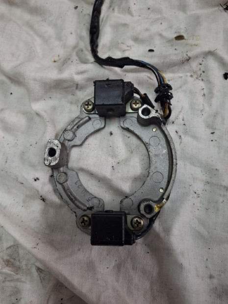 Kawasaki Gpz 600 gy�jt�s jelad�