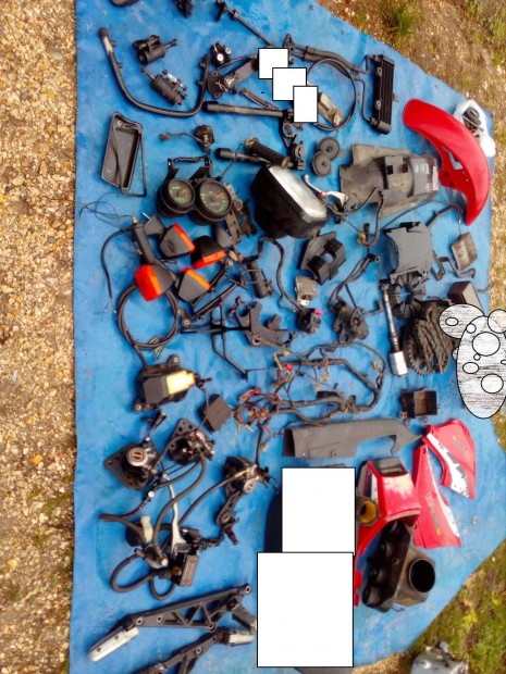 Kawasaki Gpz 750 alkatr�sz