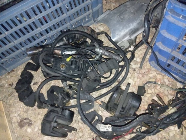 Kawasaki KZ 500 , 550 alkatr�szek