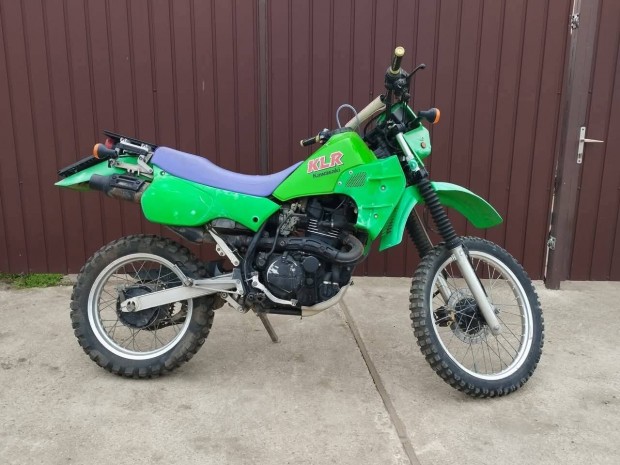 Kawasaki Klr 600 önindítós enduró motor kitűnő állapotban