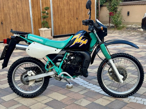 Kawasaki Kmx 125 Gyári állapot 11Kw A1