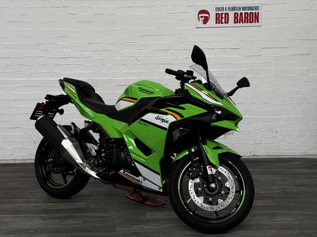 Kawasaki NINJA 500 SE Rendelhet