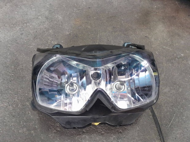 Kawasaki Ninja 250 R alkatr�sz , els� l�mpa