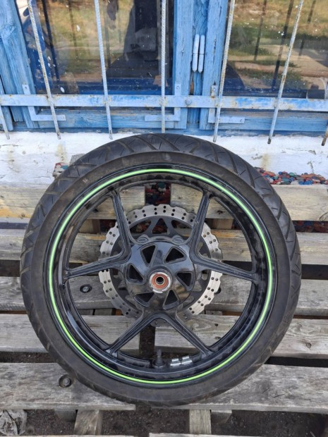 Kawasaki Ninja 250 első felni 2007től