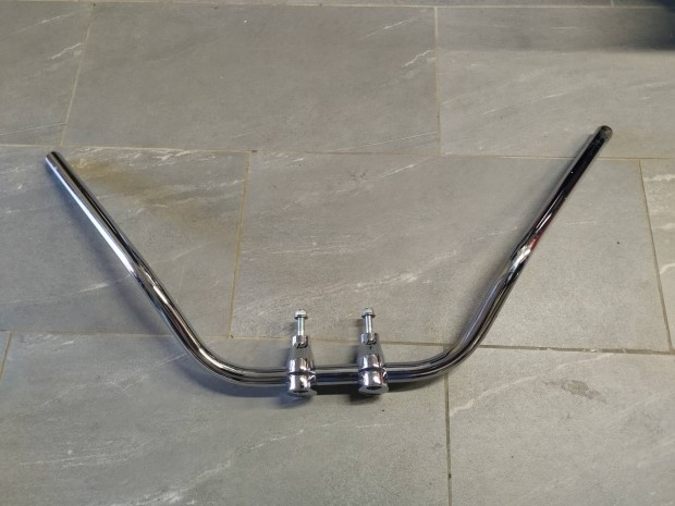 Kawasaki VN 900 gyari korm�ny( befog�val )