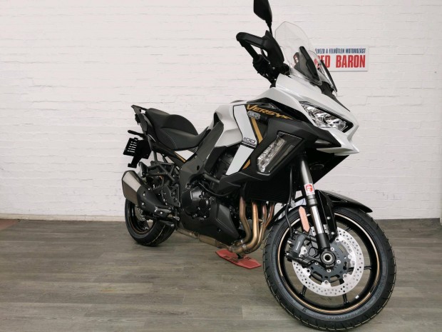 Kawasaki Versys 1100 4+1 év kiterjesztett Red B...