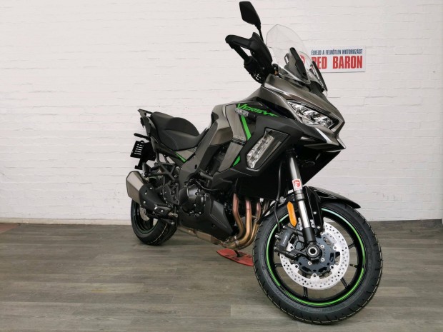 Kawasaki Versys 1100 SE 4+1 v kiterjesztett Re...
