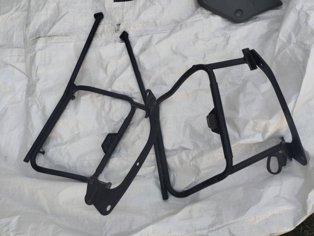 Kawasaki Versys 650 15-16 csomagtart� ,