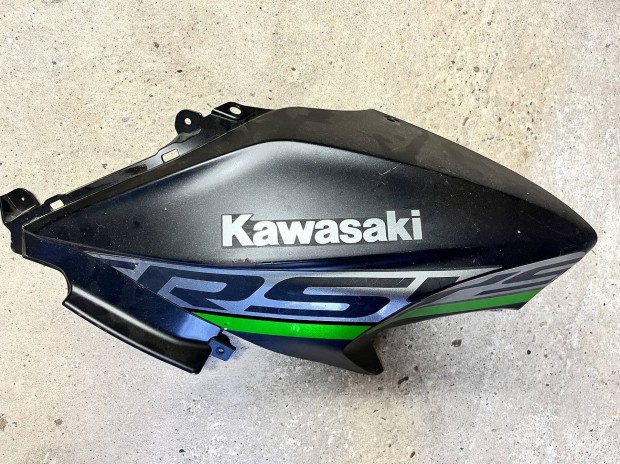 Kawasaki Versys 650 oldalsó idom