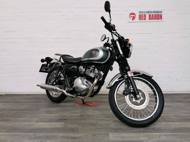 Kawasaki W 230 rsos RED Baron Garancival!