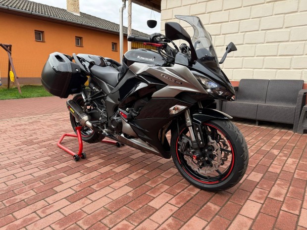 Kawasaki Z1000SX