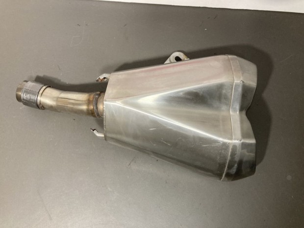 Kawasaki Z1000 Sx bal gy�ri kipufog�dob