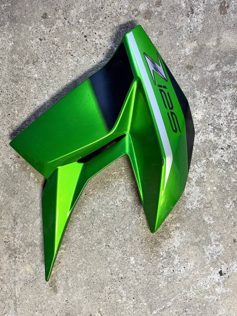 Kawasaki Z125 bal oldalidom