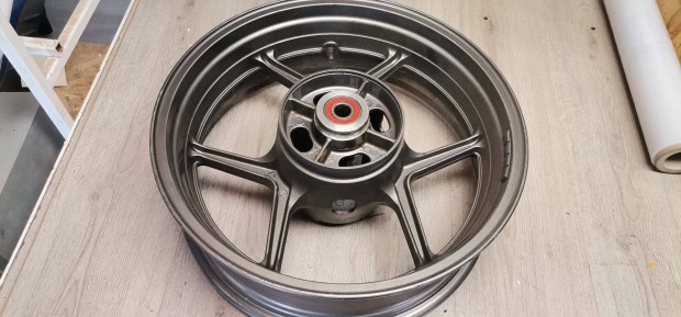 Kawasaki Z750s 04' htskerk 1563
