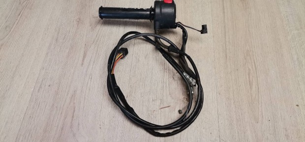 Kawasaki Z750s 04' jobb kapcsol bowdennel 1662