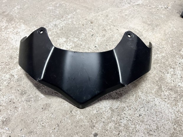 Kawasaki Z900 lámpa takaró műanyag
