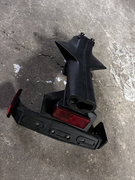 Kawasaki Z900 rendsz�mt�bla tart�