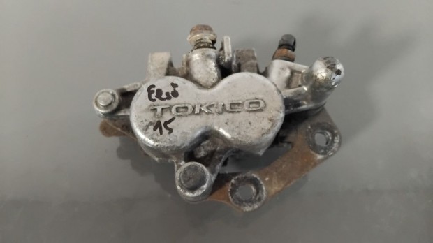 Kawasaki ZR7 Els� f�knyereg