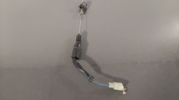 Kawasaki ZR7 F�kl�mpa kapcsol�