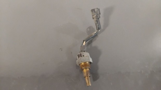 Kawasaki ZR7 H�t�gomba