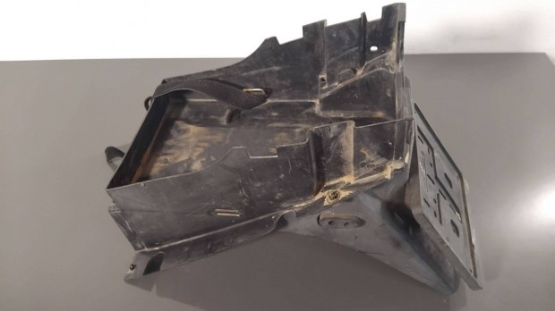 Kawasaki ZR7 Rendszámtartó | 35023-1562
