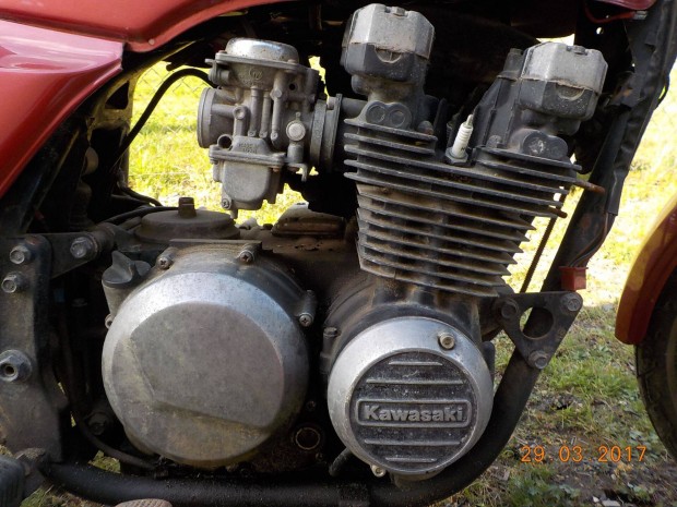 Kawasaki ZR 500-as,1982-es beállt motorblokk alkatrésznek
