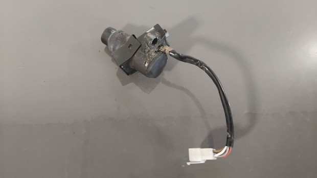 Kawasaki ZR 7 Gy�jt�skapcsol�