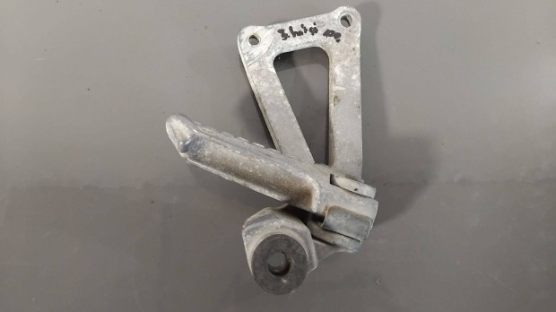 Kawasaki ZR 7 Jobb hátsó lábtartó konzol